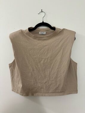 Aritzia BABATON Beige Tan Cotton Jersey Shoulder Pad Cropped T-Shirt Sz Medium